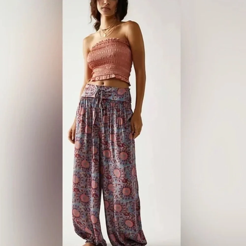 Free People Be Right Back‎ Gray Navy Blue Tube Top B1